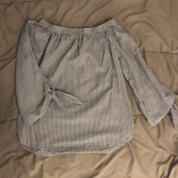 Marshalls Tops - Off the shoulder long sleeve